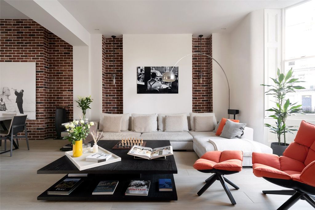 Property photo 1 of 16 Picture No. 04