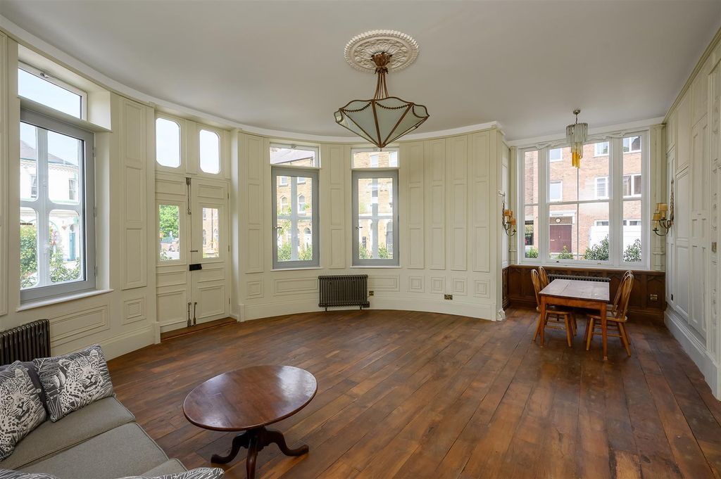 Property photo 2 of 29 Living Dining