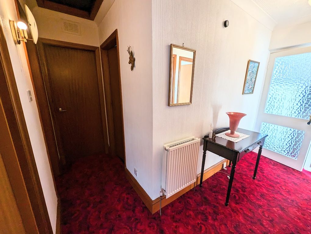 Property photo 3 of 25