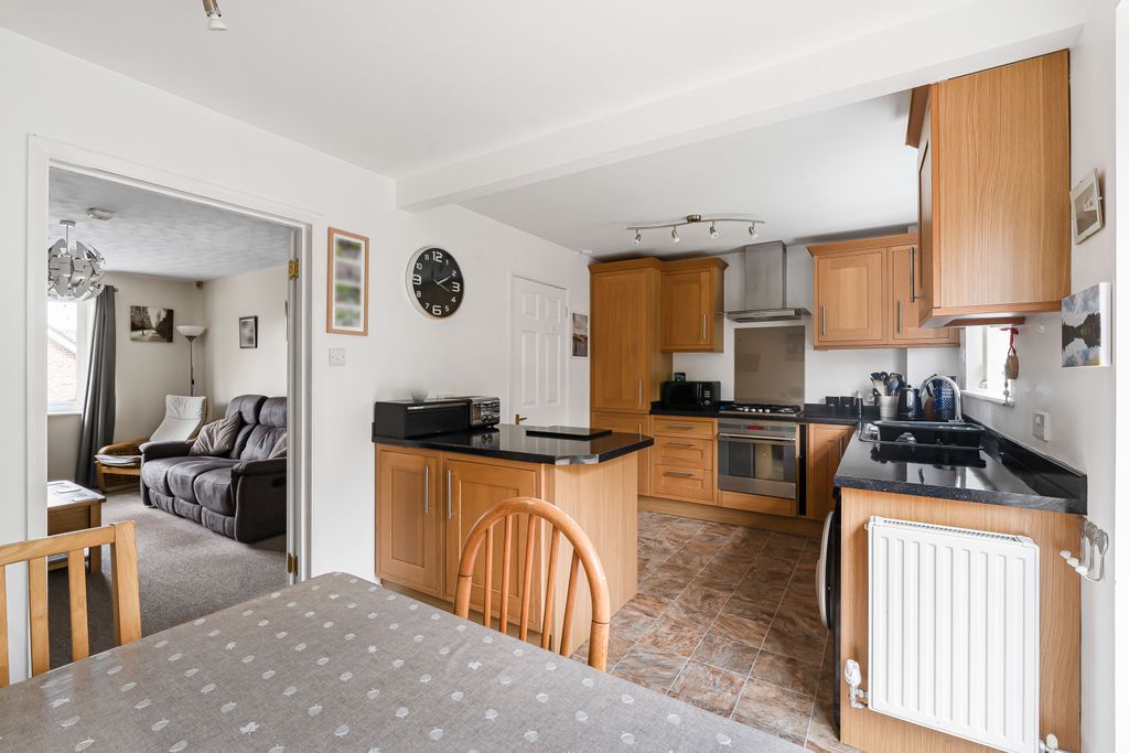 Property photo 3 of 19 Kitchen Dining