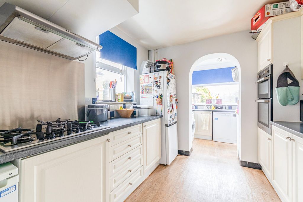 Property photo 3 of 24 Picture No. 27