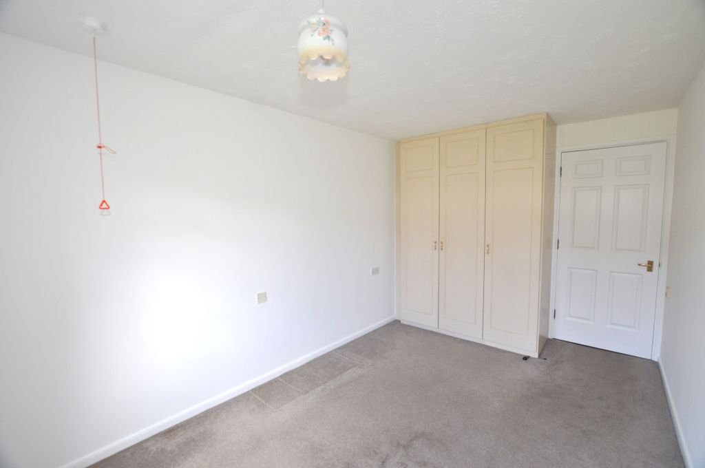 Additional image 8 of 1 bed flat for saleFairbanks Lodge, Furzehill Road, Borehamwood WD6