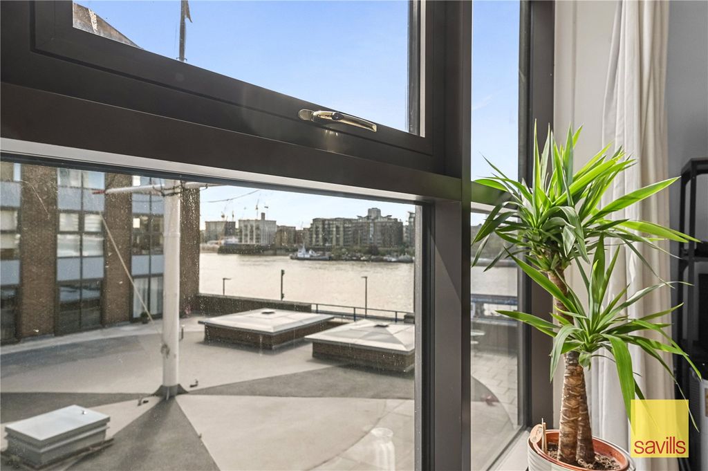 Property photo 3 of 10 View