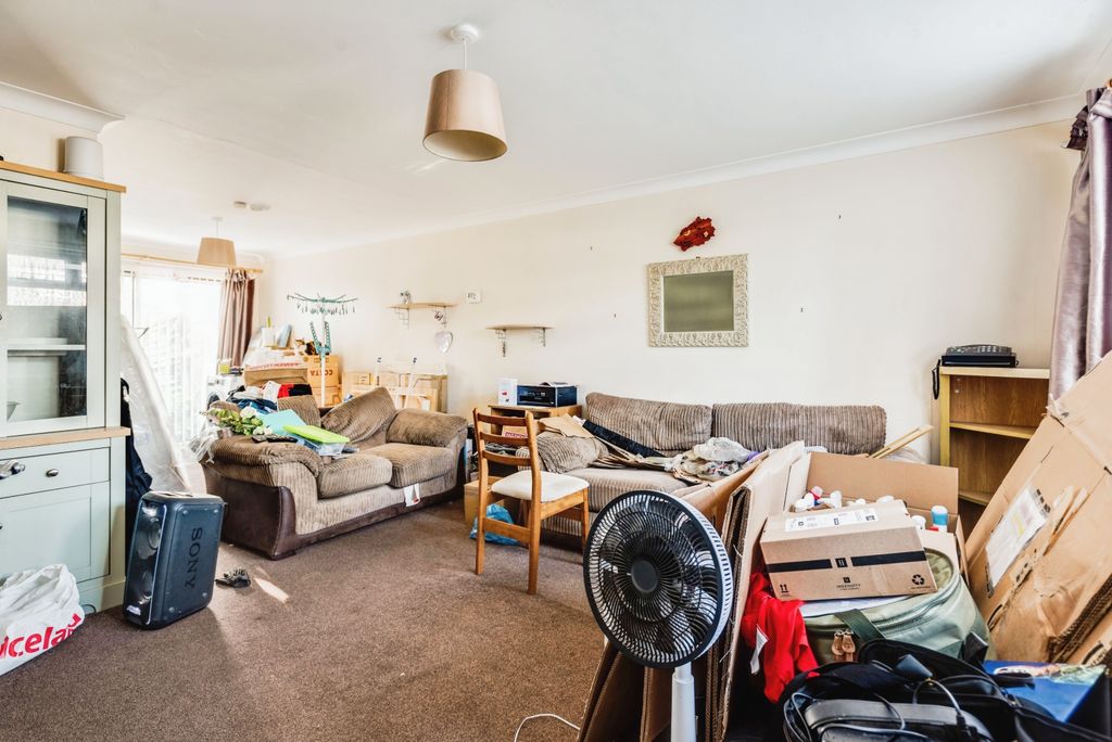 Property photo 3 of 11 Photography