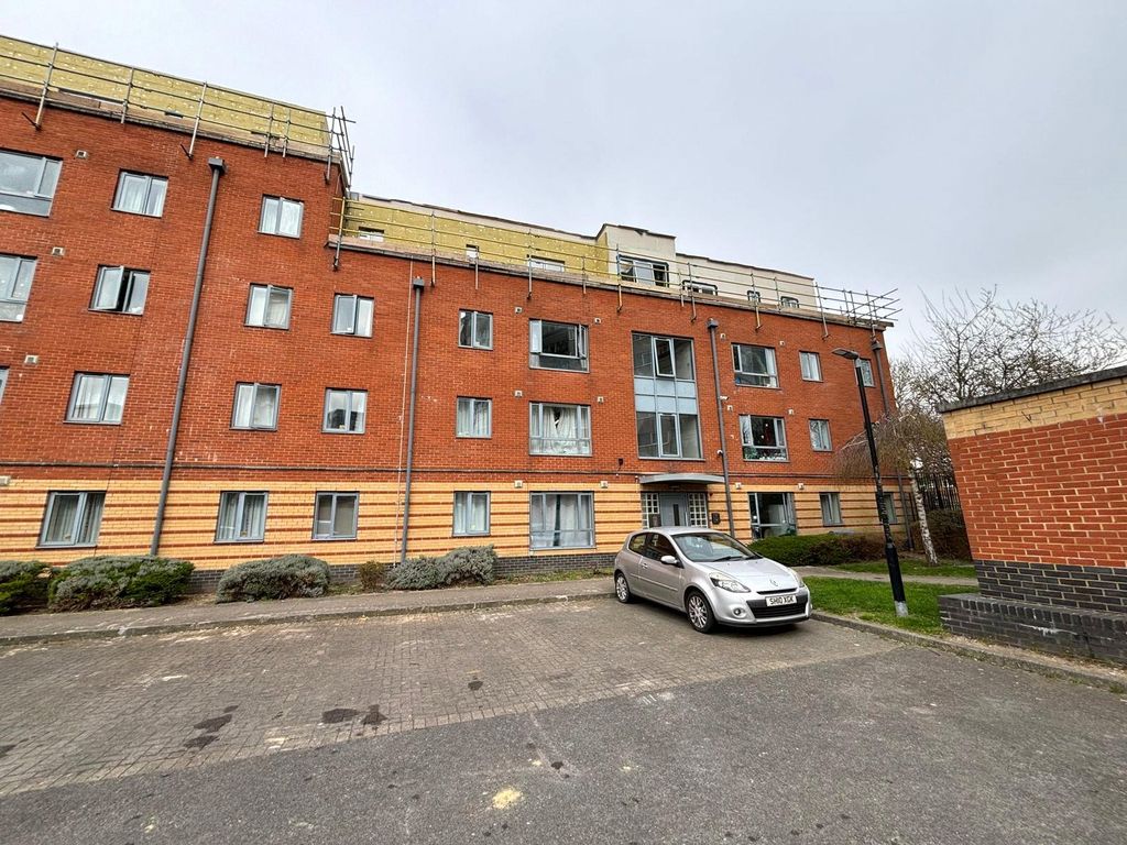 Property photo 1 of 9 Picture No. 20