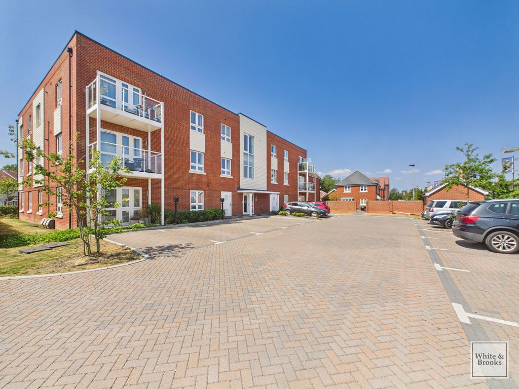 Property photo 1 of 16