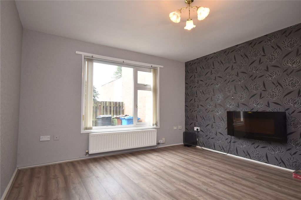 Property photo 3 of 17 Picture No. 03