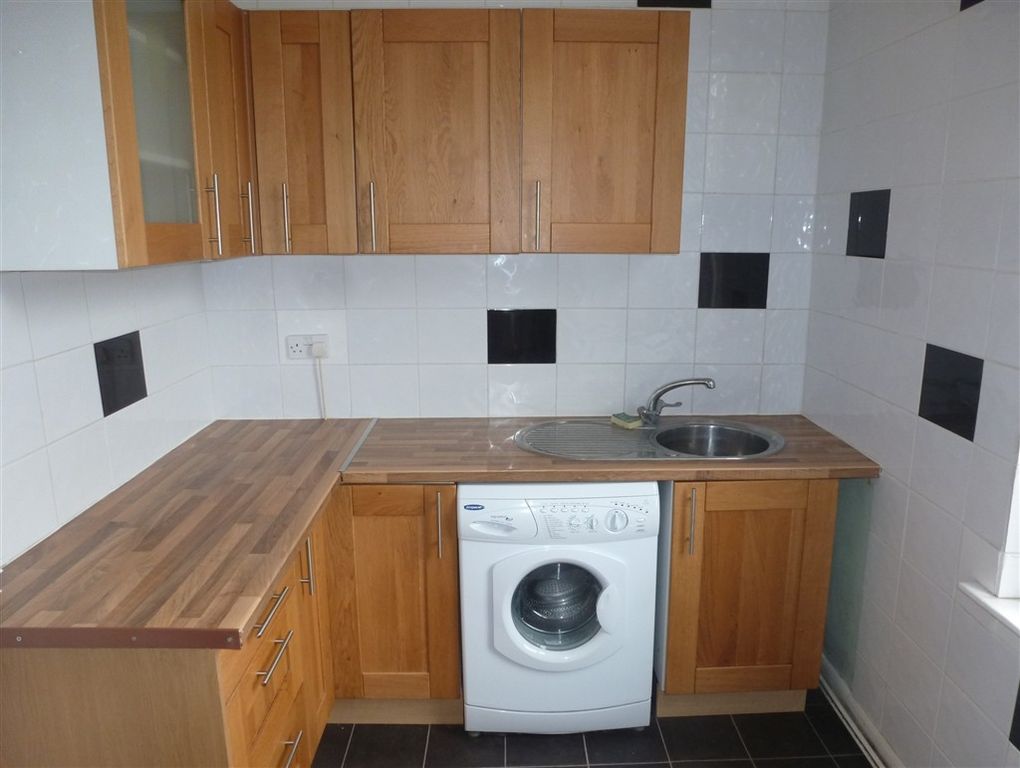 Property photo 2 of 5