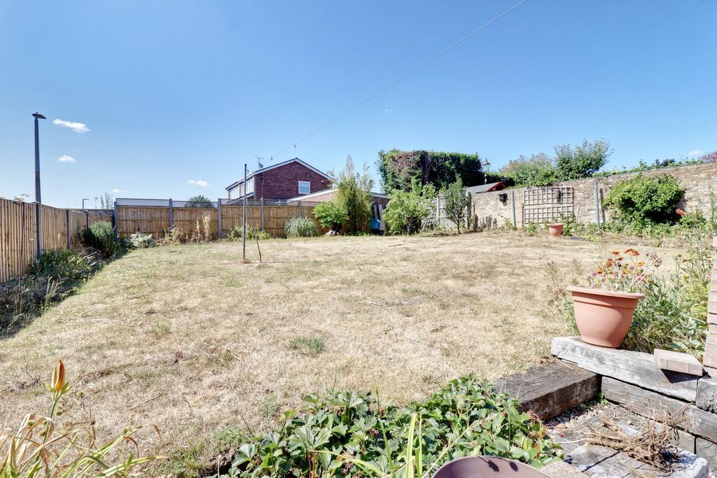 Property photo 2 of 12