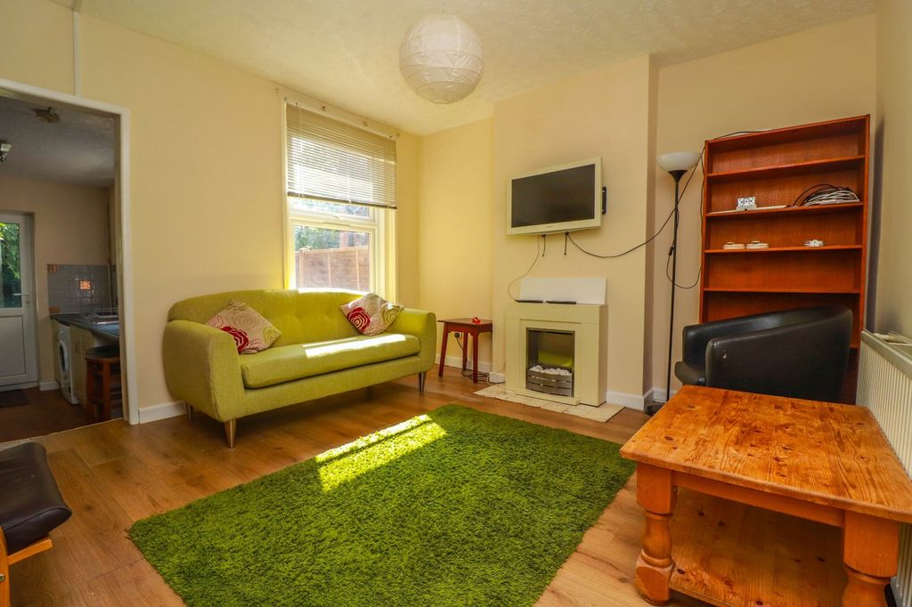 Property photo 3 of 6 Picture No. 04