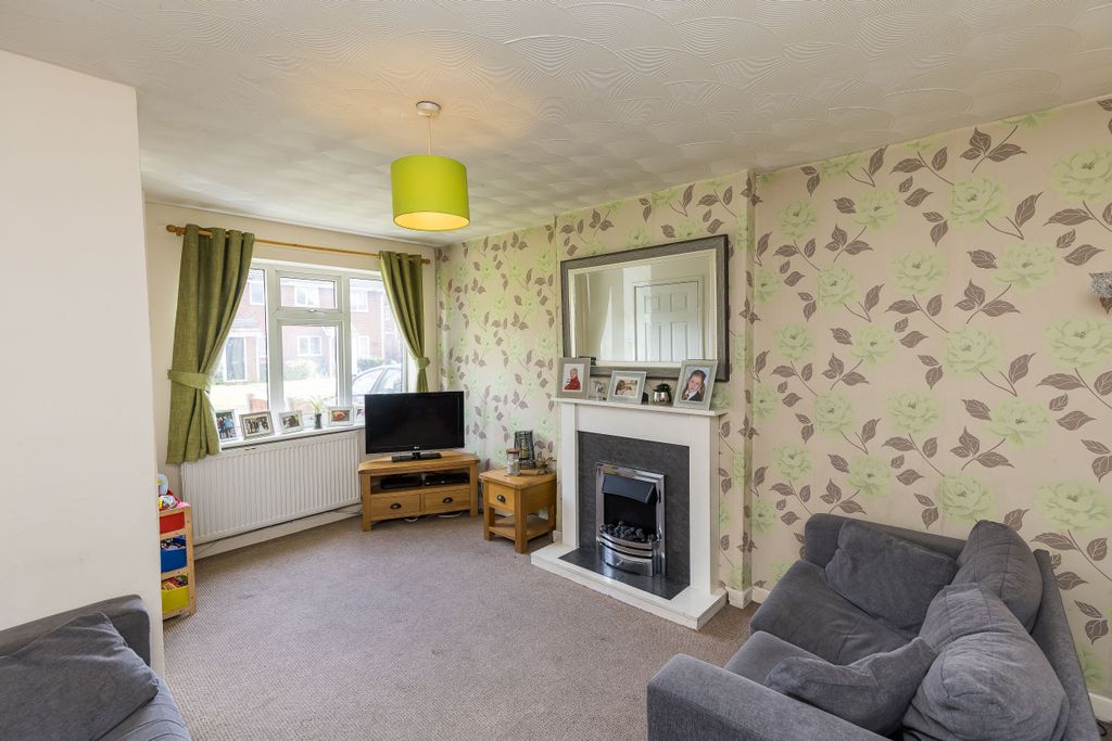 Property photo 3 of 15 Img_9352