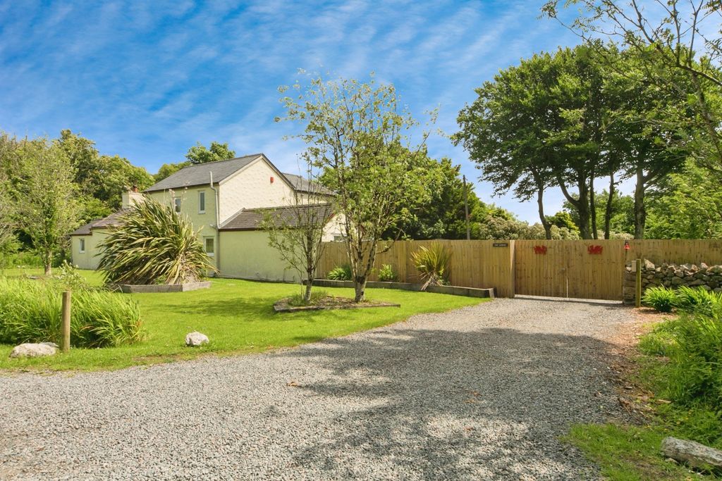 Property photo 1 of 17 Photo