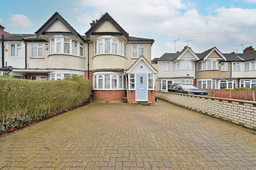 Property photo 1 of 19