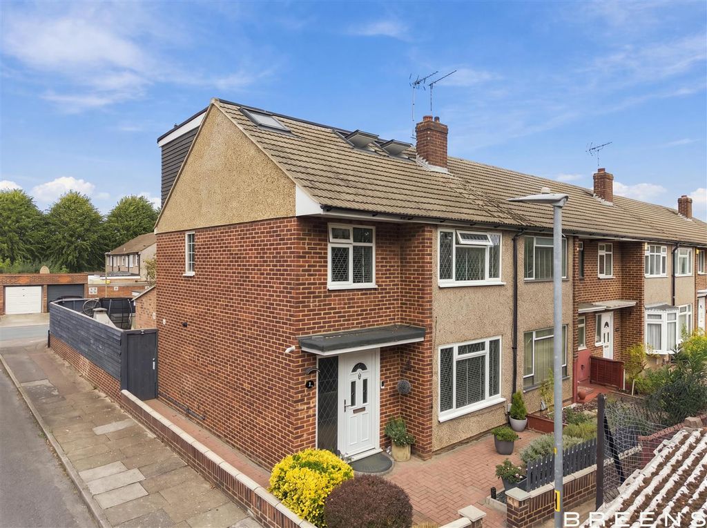 Property photo 1 of 27 1_001_Dji_20260918132429_0978.Jpg