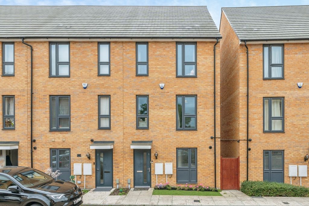 Property photo 1 of 21 Pbox-Img.Jpg