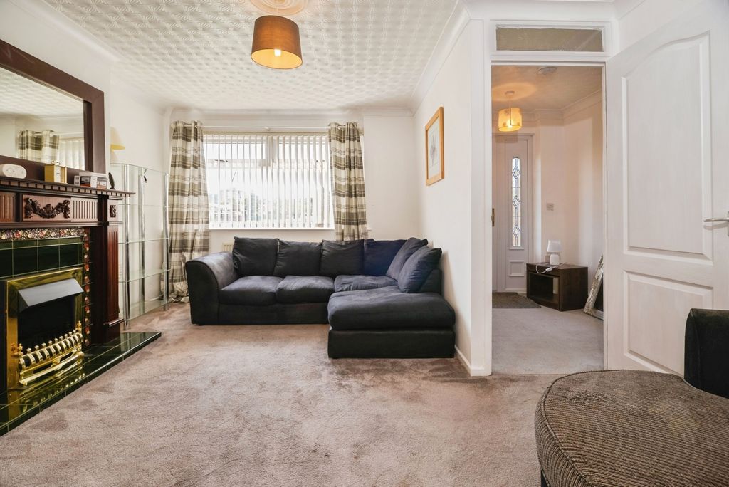 Property photo 2 of 14 Pbox-Img.Jpg