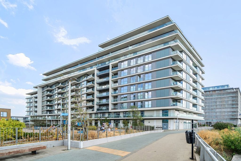 Property photo 1 of 20 1493089-1-6A5A39B...