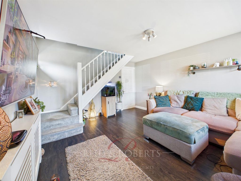 Property photo 3 of 22 Cam03999G0-Pr0216-Still019.Jpg