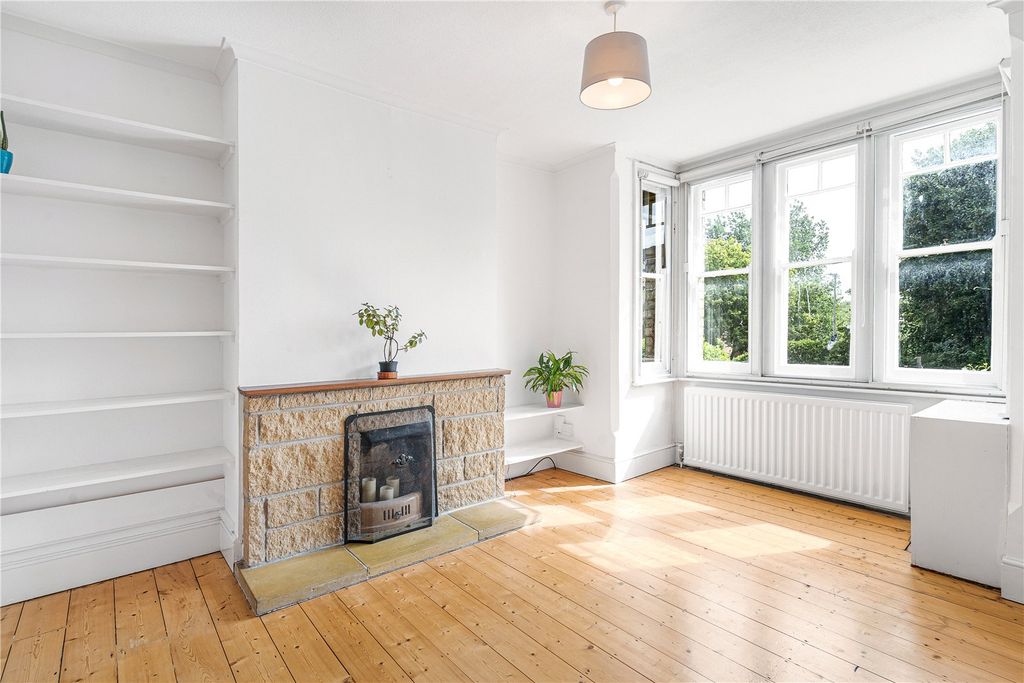Property photo 2 of 13 Picture No. 31