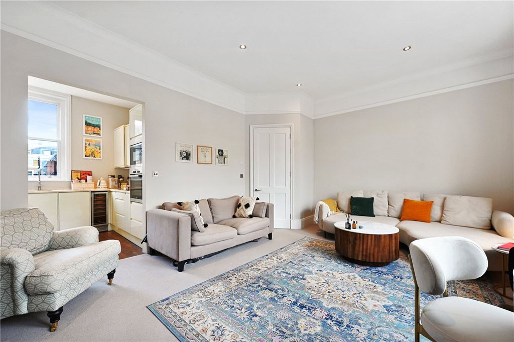 Property photo 3 of 7 Picture No. 08