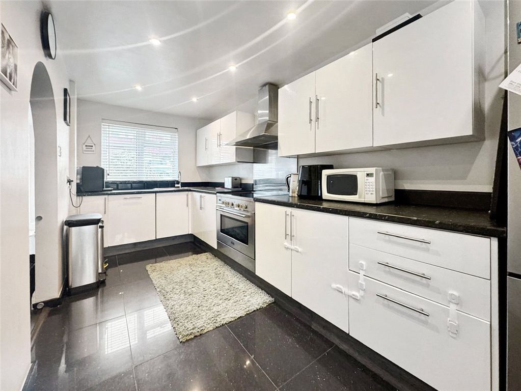 Property photo 3 of 14 Picture No. 34