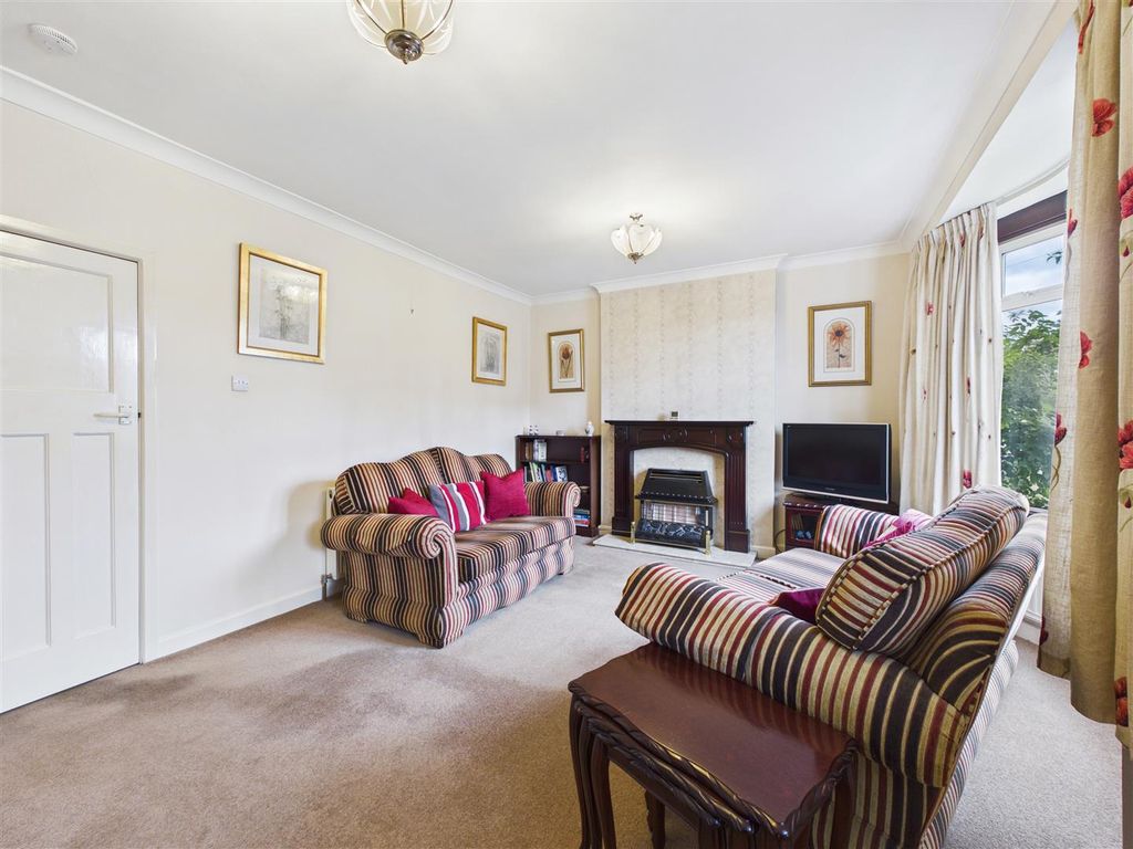 Property photo 3 of 19 Cam05476G0-Pr0257-Still001.Jpg