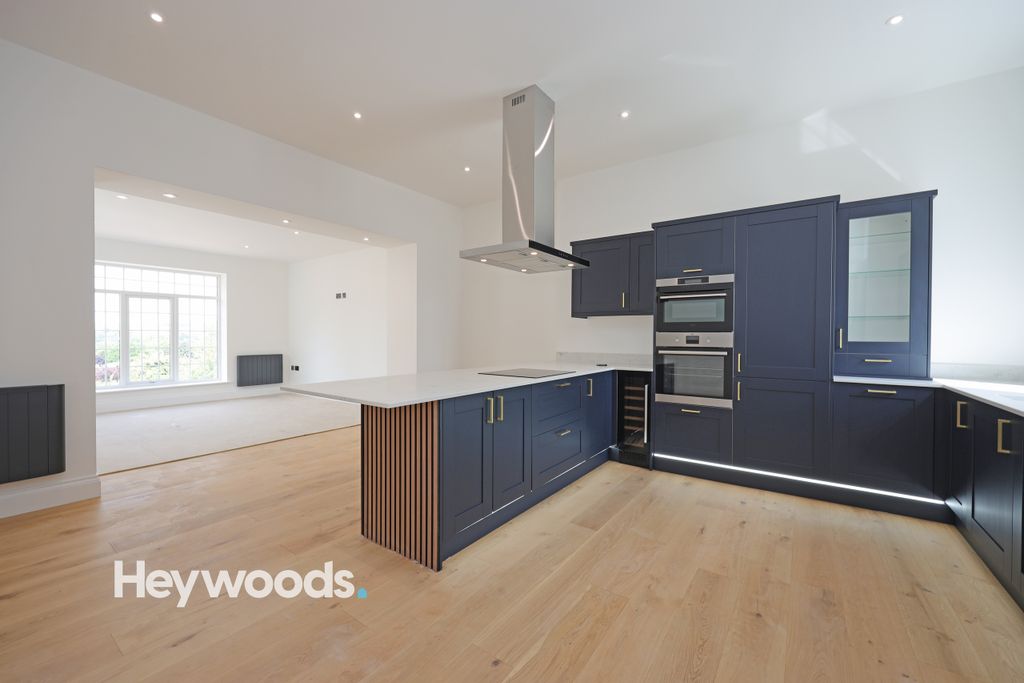 Property photo 2 of 16 0F1A7508