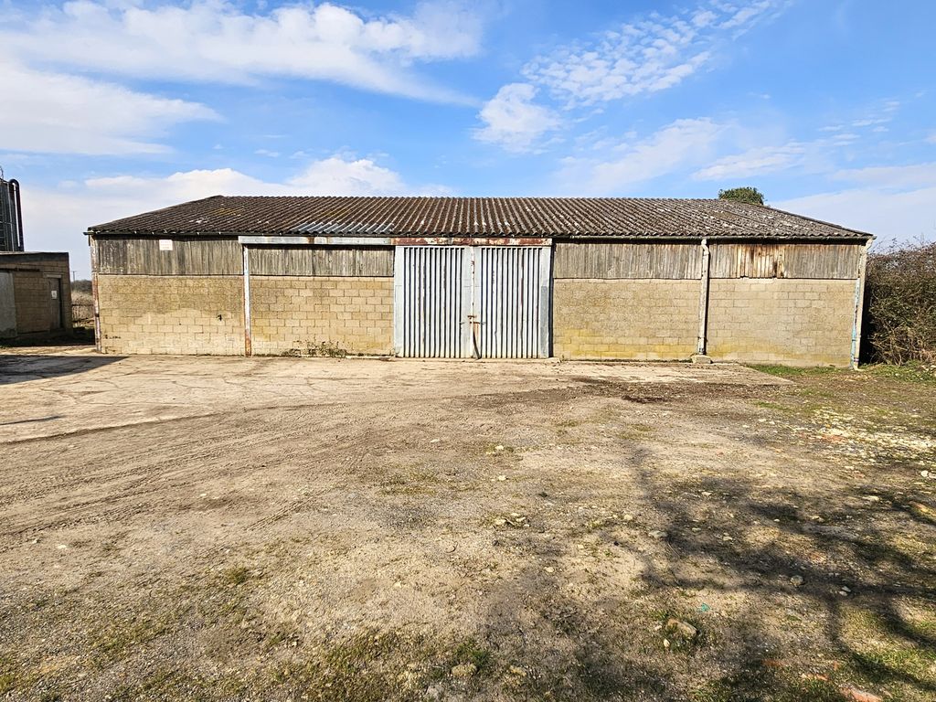 Property photo 1 of 4