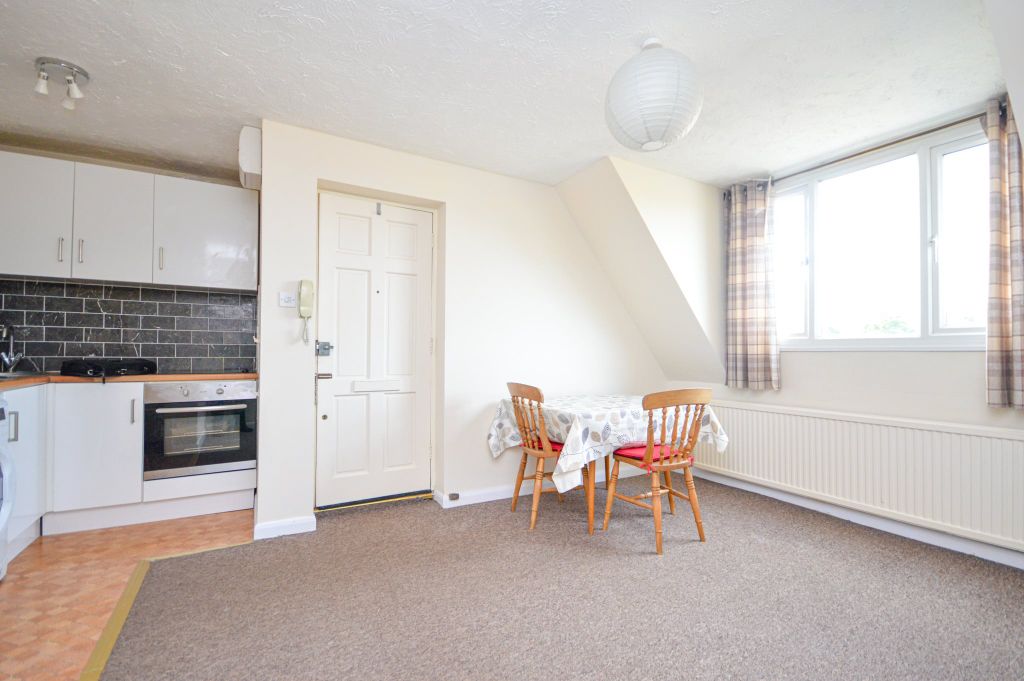 Property photo 3 of 7 Dsc_7807-2