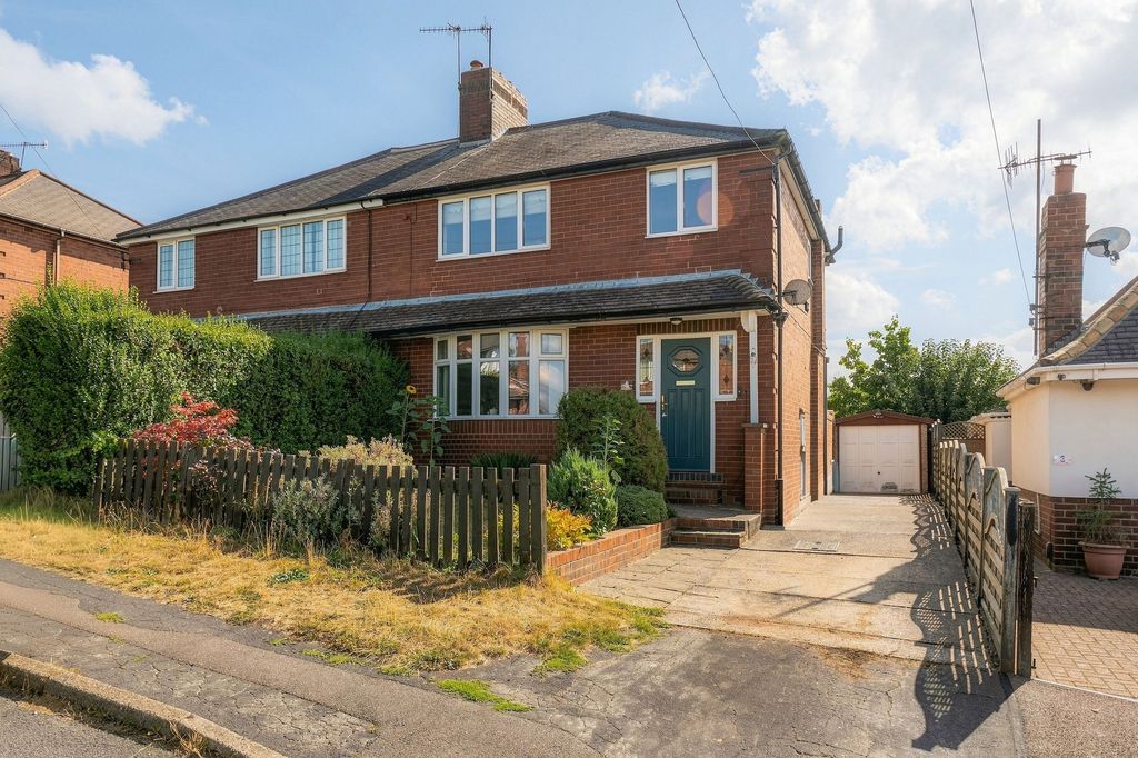 Property photo 1 of 35