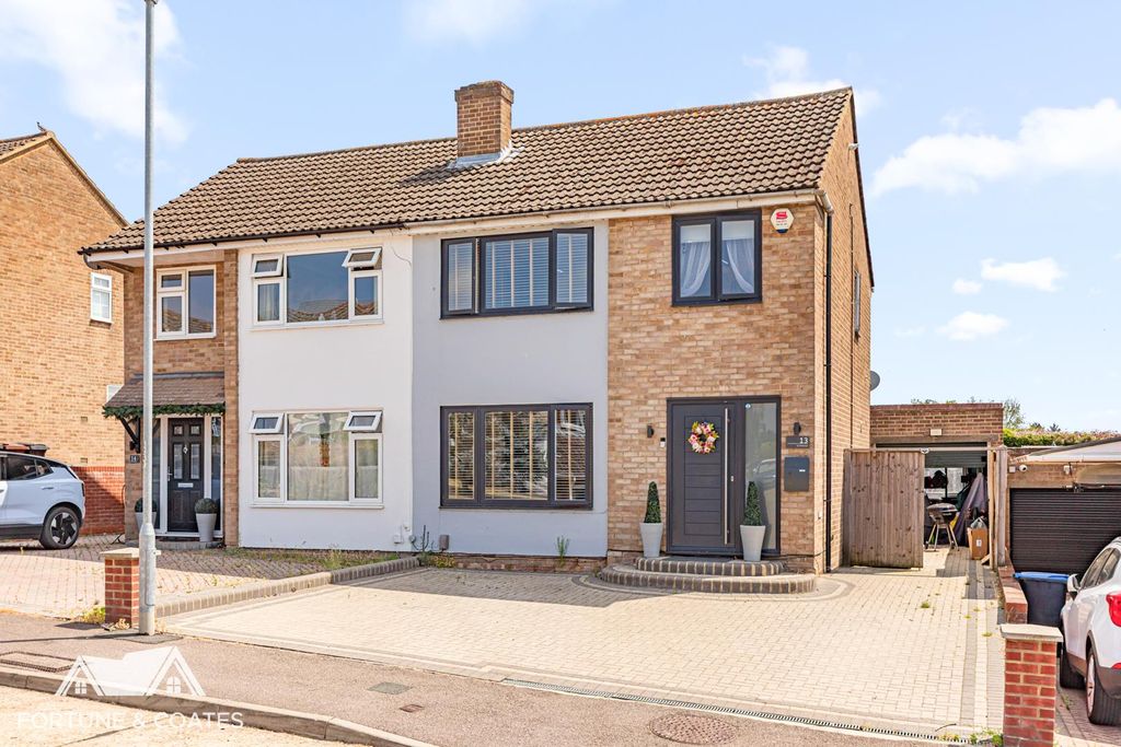 Property photo 1 of 20 Elmbridge_28.Jpg