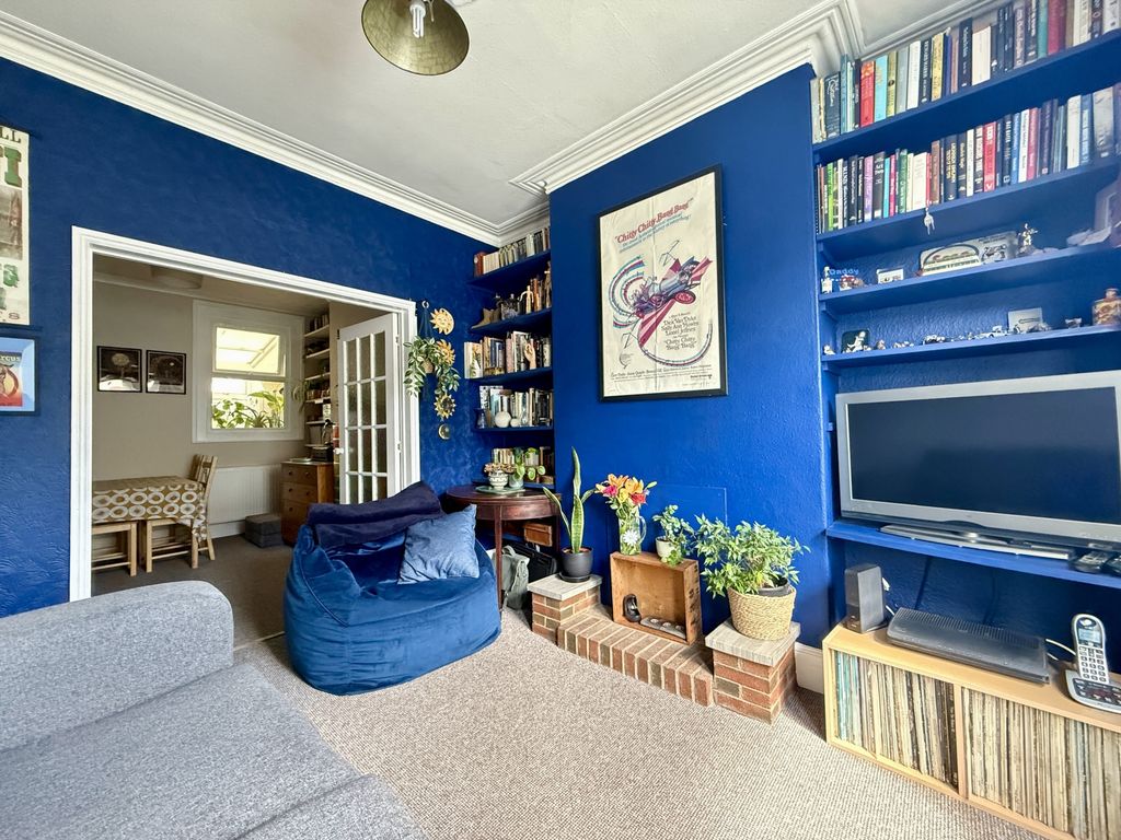 Property photo 3 of 13 Photo 13