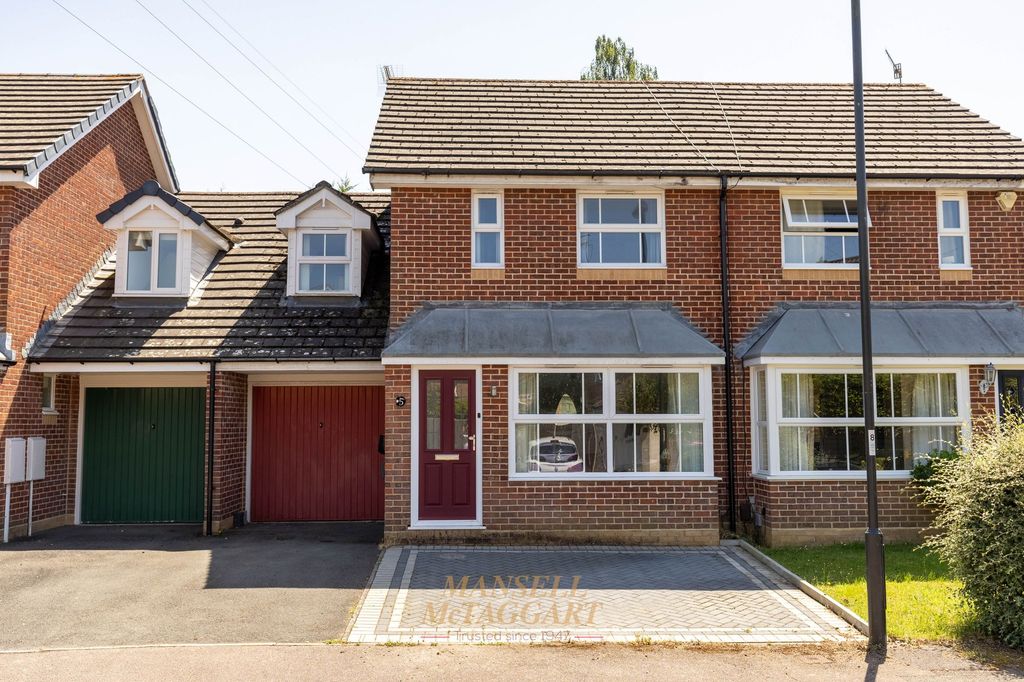 Property photo 1 of 29