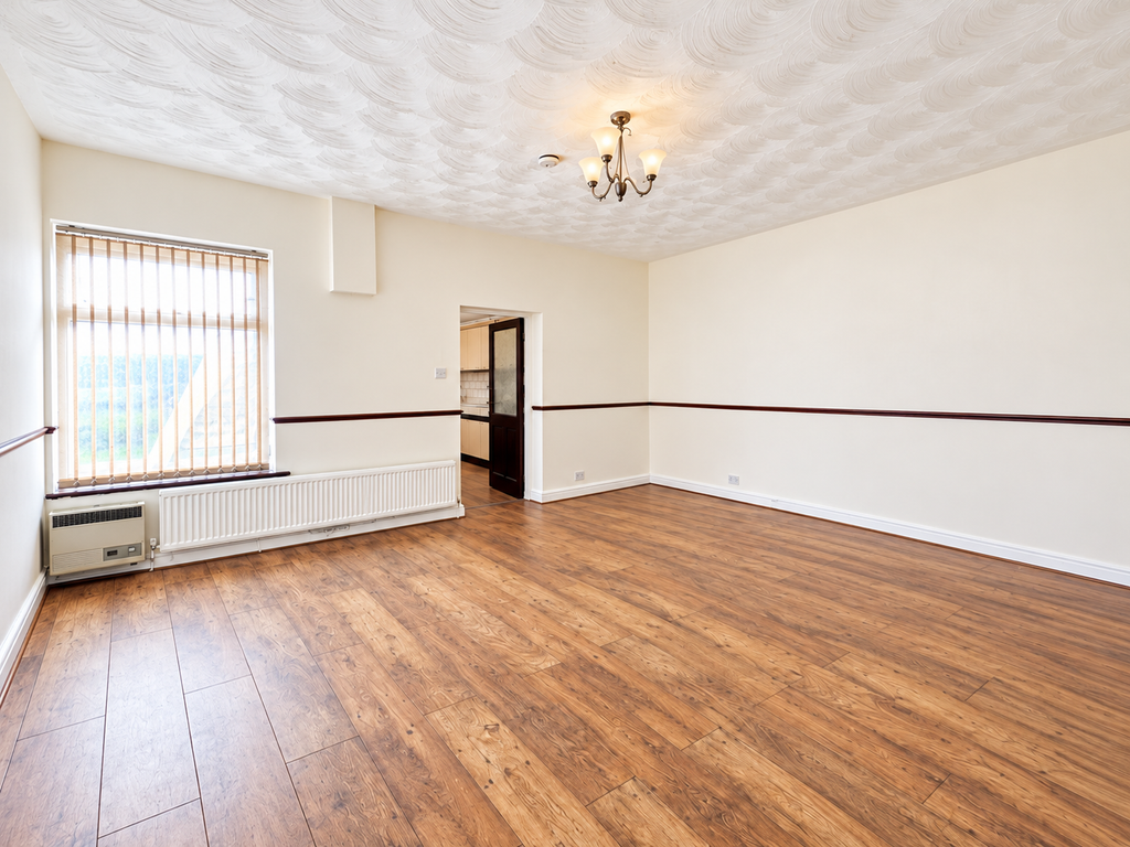Property photo 2 of 12 01_Living_Room