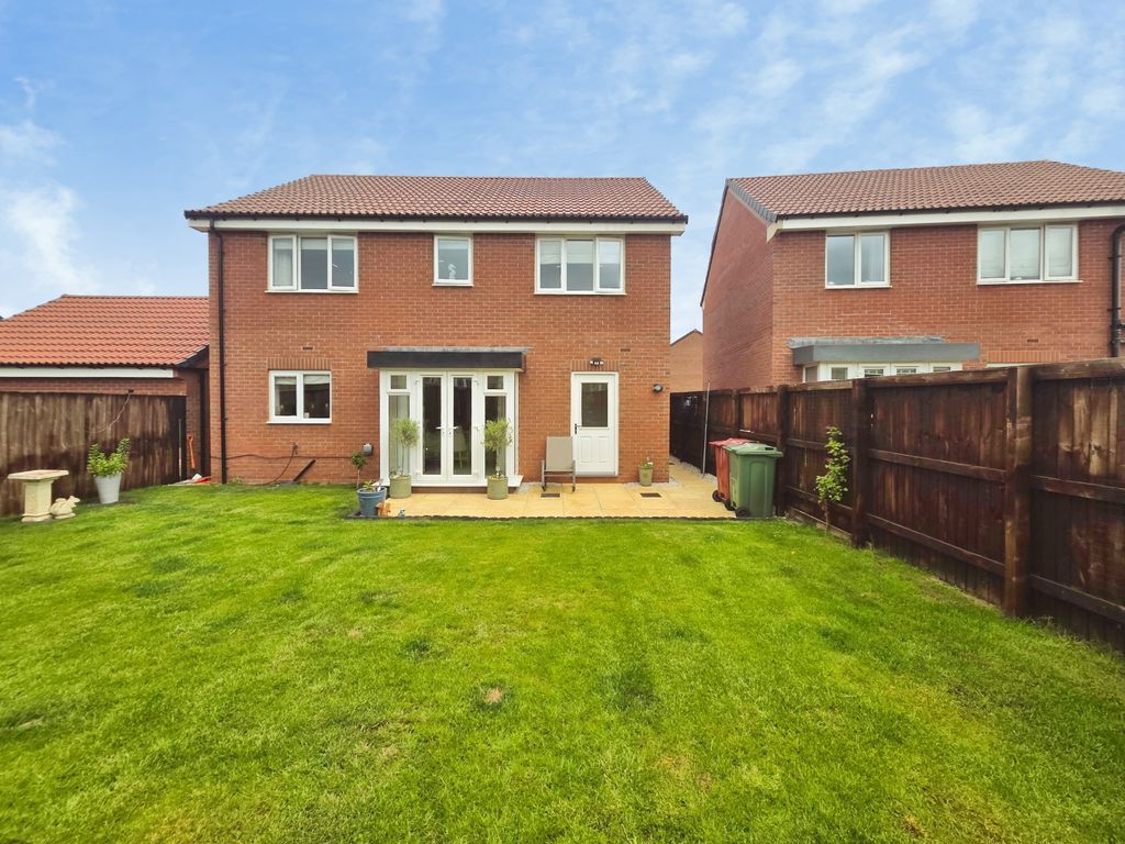 Property photo 3 of 34 0E88E4Df-1000141665