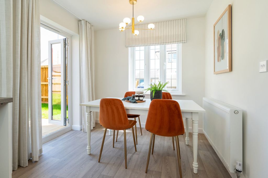 Property photo 3 of 10 Lyttelton---Somerton-Mead-Dining