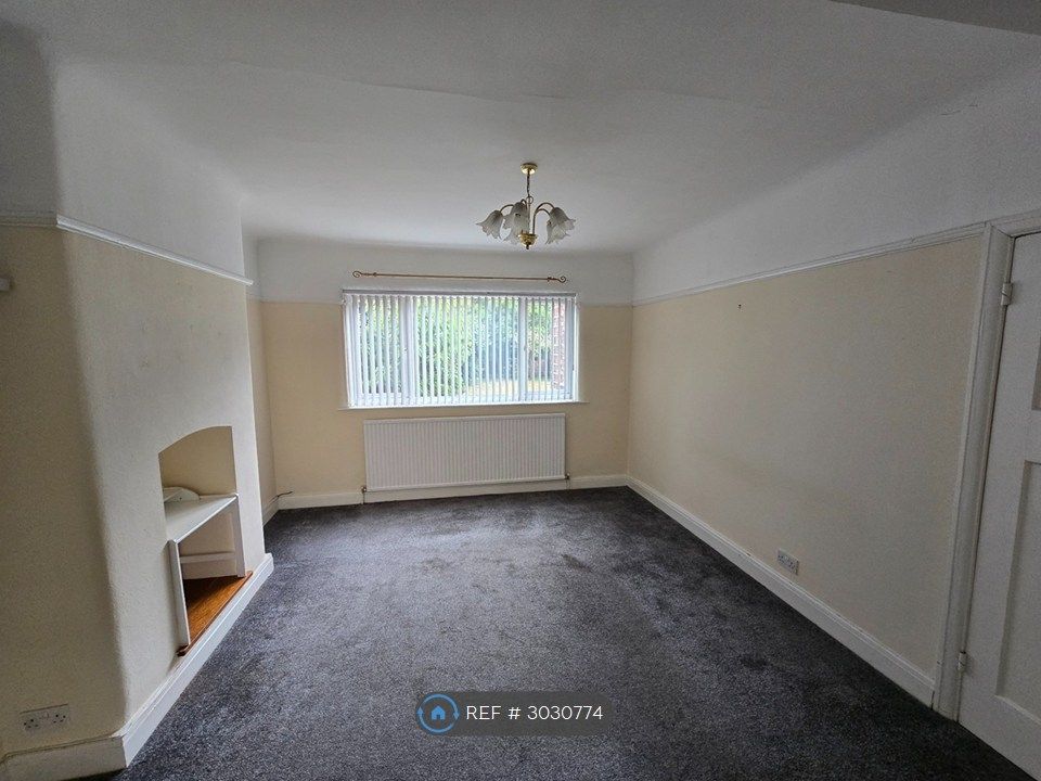 Property photo 3 of 12 Back Living Room