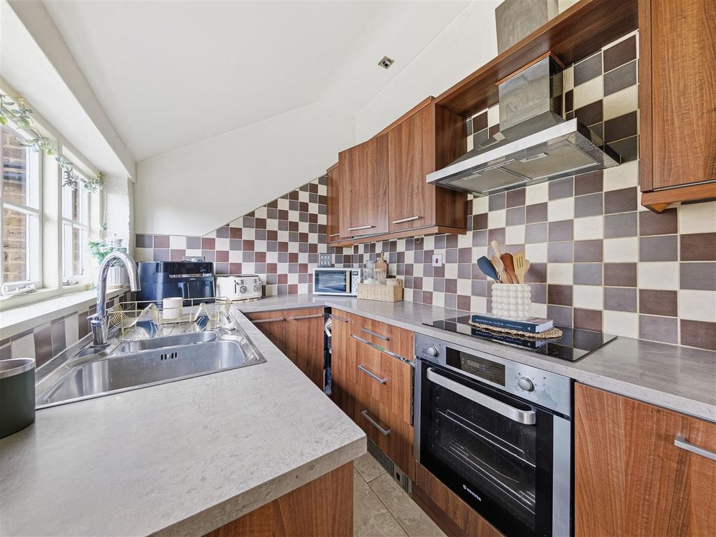 Property photo 3 of 30 Img_20260128_103123_220.Jpg