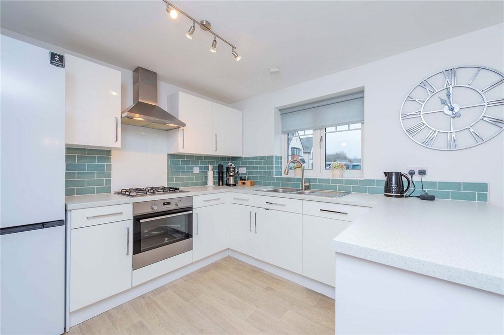 Property photo 1 of 10 Picture No. 06