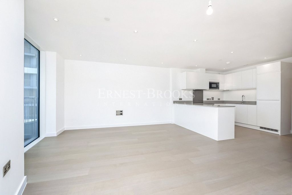 Property photo 2 of 10 Picture No. 01