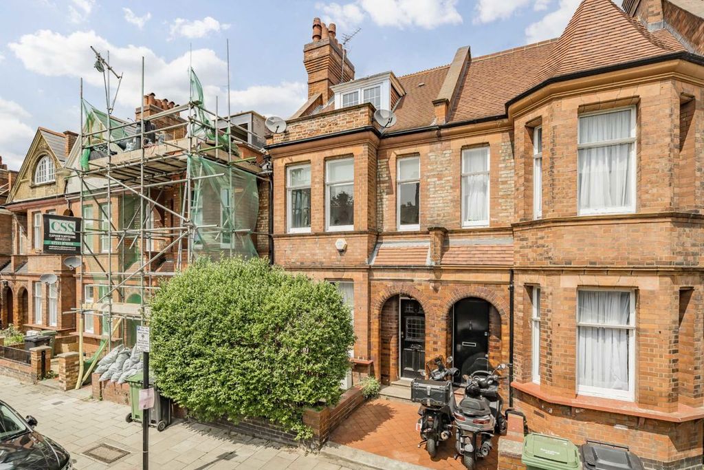 Property photo 1 of 16