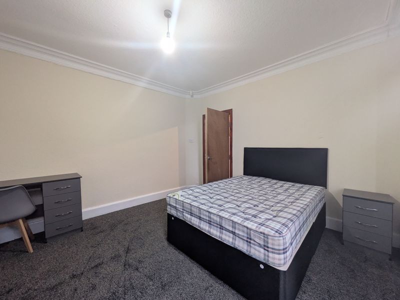 Property photo 3 of 13 Photo 10