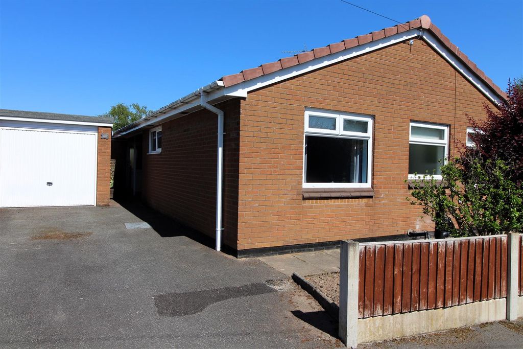 Property photo 1 of 28 External