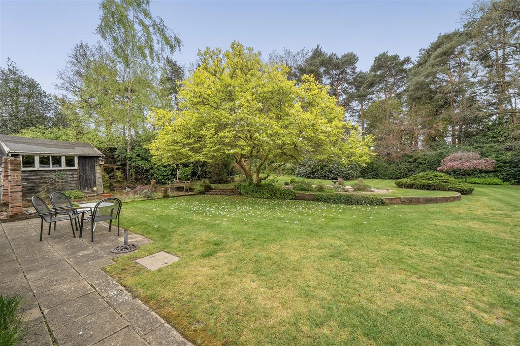 Additional image 24 of 4 bed bungalow for saleArdwell Close, Crowthorne, Berkshire RG45