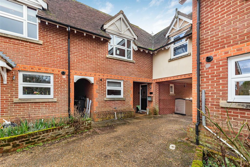 Property photo 1 of 15 16_72264.Jpg