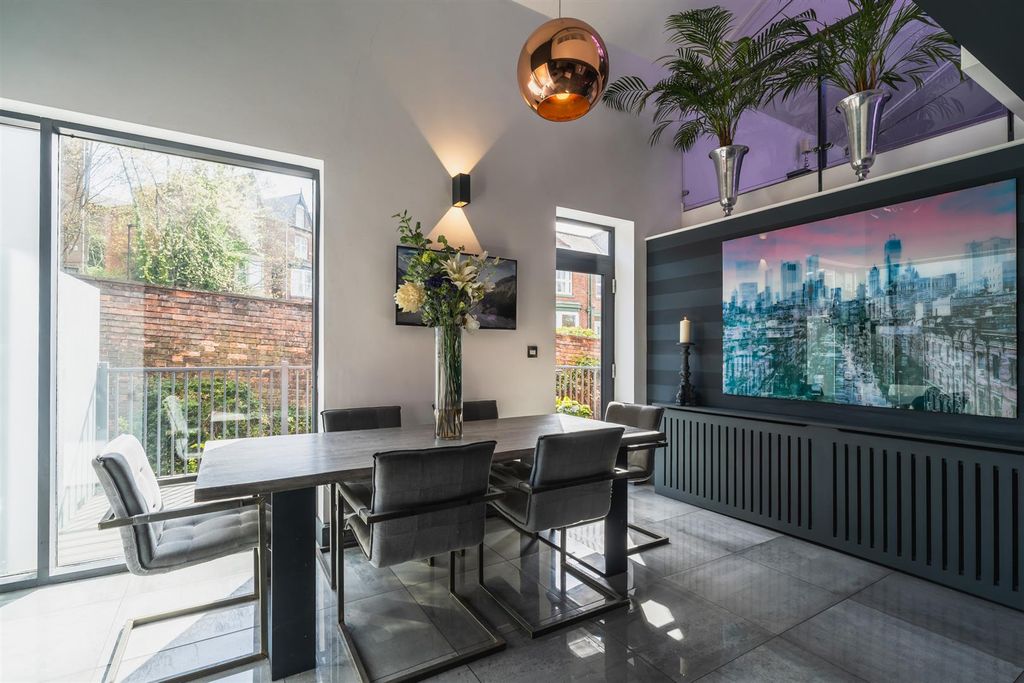 Additional image 10 of 3 bed flat for salePorter Brook View, Sheffield S11