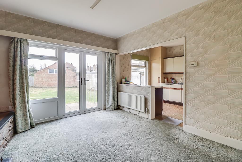 Property photo 3 of 19 Dining Room