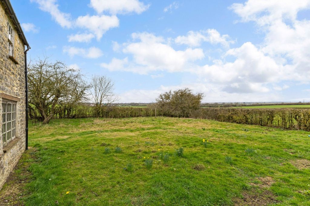 Property photo 2 of 15 Picture No. 02