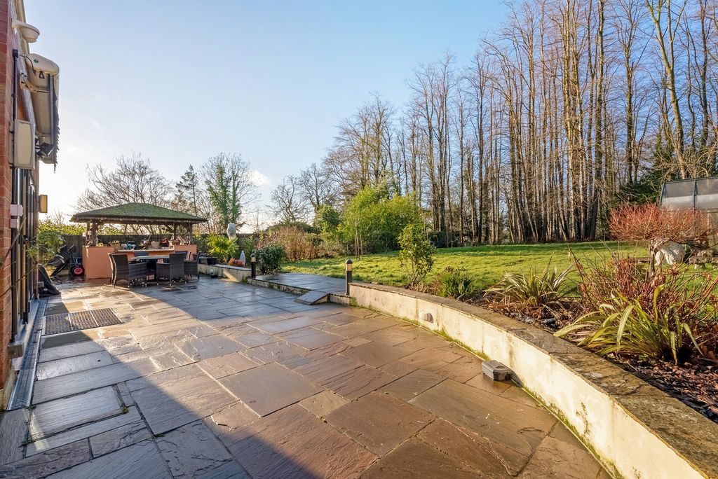 Additional image 10 of 6 bed detached house for salePine Grove, Brookmans Park AL9