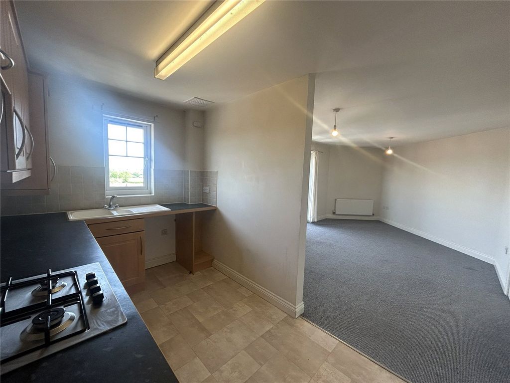 Property photo 3 of 11 Picture No. 17